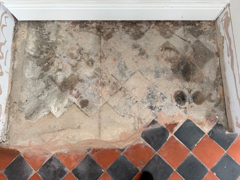 Quarry Tile Floor Before Restoration Uplands Swansea Quarry Tile Floor Before Restoration Uplands Swansea